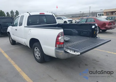 2013 Toyota Tacoma z USA, uszkodzony, nr VIN 5TFTX4CN8DX025541